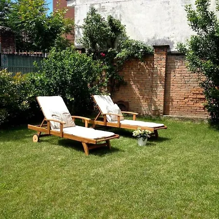 וילה Casa Indipendente Con Giardino In Citta טורינו