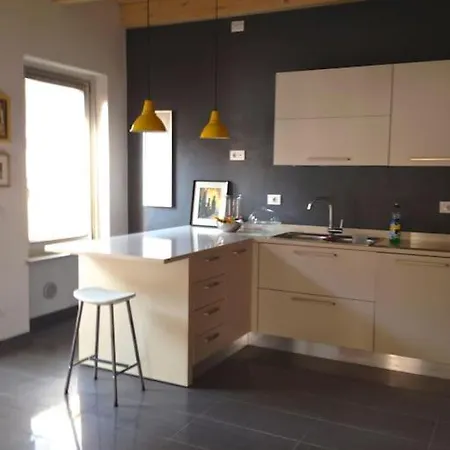 Casa Indipendente Con Giardino In Citta * Torino